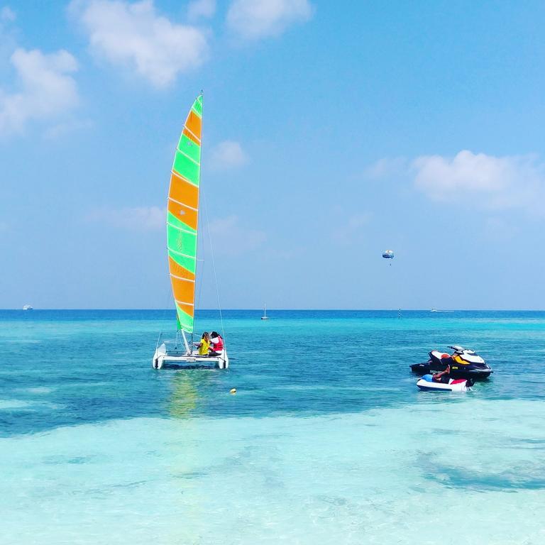 Alaka At Maafushi Hotell Eksteriør bilde