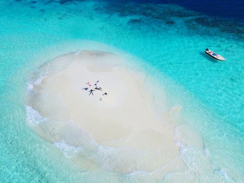 Alaka At Maafushi Hotell Eksteriør bilde